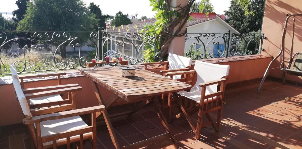 Olgas Villa Arogi ภายนอก รูปภาพ