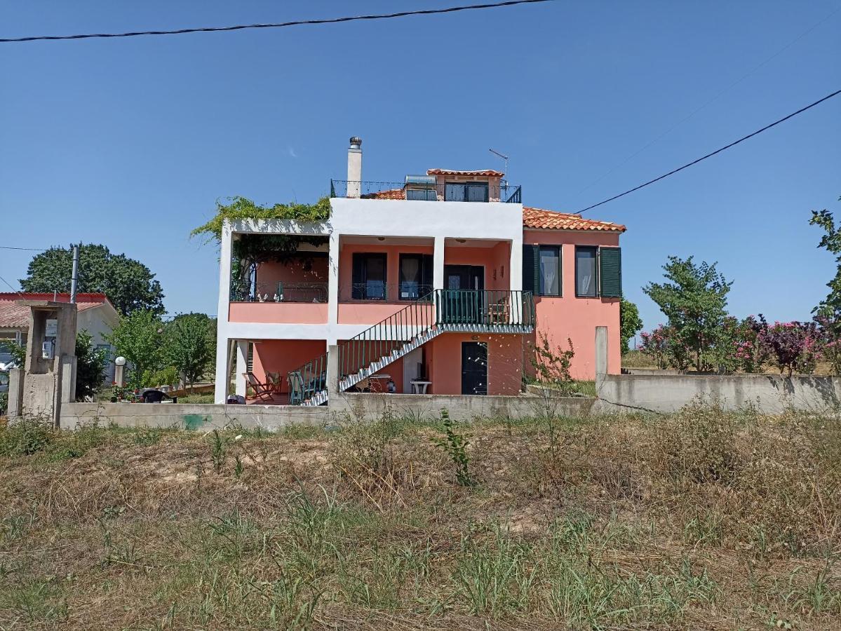 Olgas Villa Arogi ภายนอก รูปภาพ